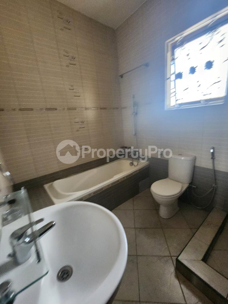 3 bedroom Villa for rent Bukasa road Makindye Kampala Central - 5