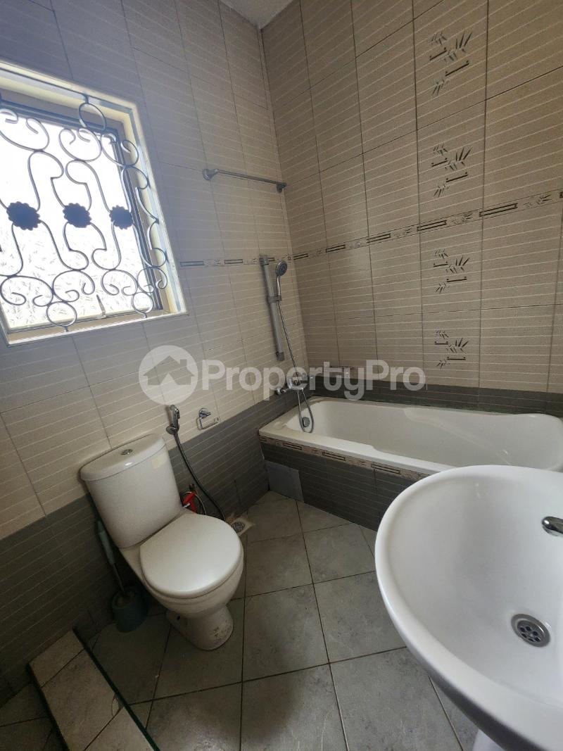 3 bedroom Villa for rent Bukasa road Makindye Kampala Central - 4