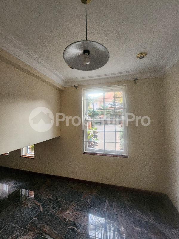 5 bedroom Villa for rent Kinyolo road Makindye Kampala Central - 6