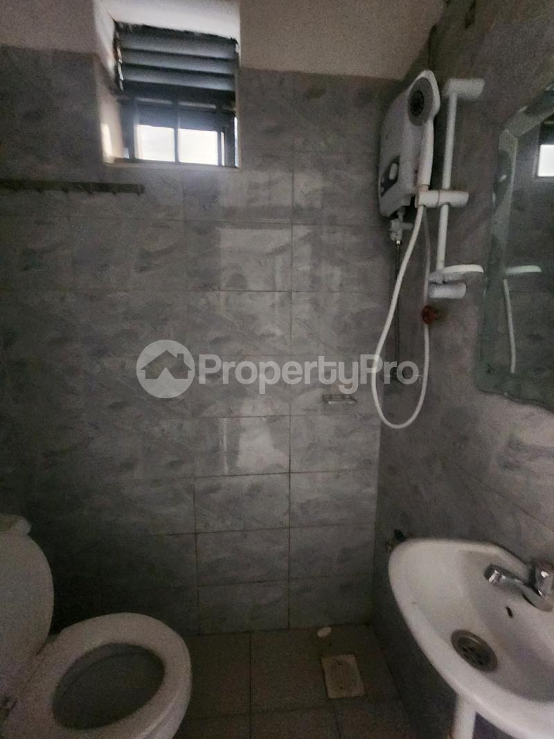 Villa for rent Kinyolo road Makindye Kampala Central - 3