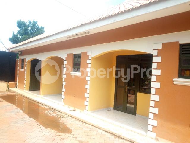 1 bedroom mini flat  Bungalow Apartment for rent Bukoto road Bukoto Kampala Central - 4