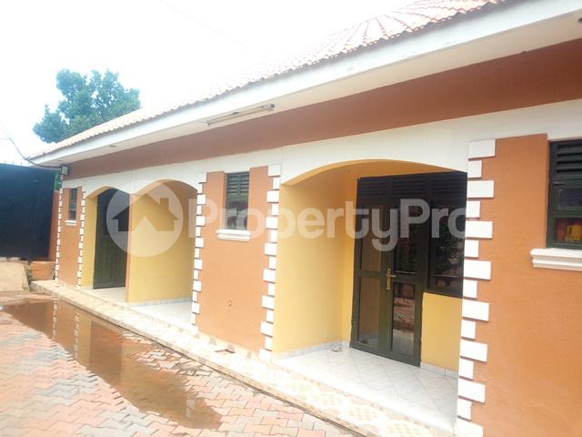 1 bedroom mini flat  Bungalow Apartment for rent Bukoto road Bukoto Kampala Central - 2
