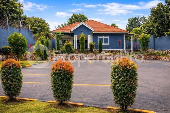 3 bedroom Apartment Block Apartment for rent Bukoto road Bukoto Kampala Central - 1