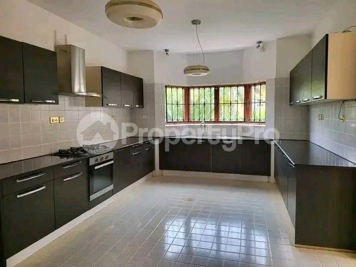 4 bedroom Apartment Block Apartment for rent Bukoto road Bukoto Kampala Central - 2