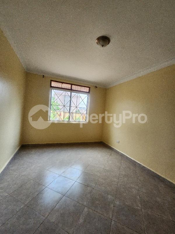 1 bedroom mini flat  Apartment for rent Kalungu road  Gabba Kampala Central - 2