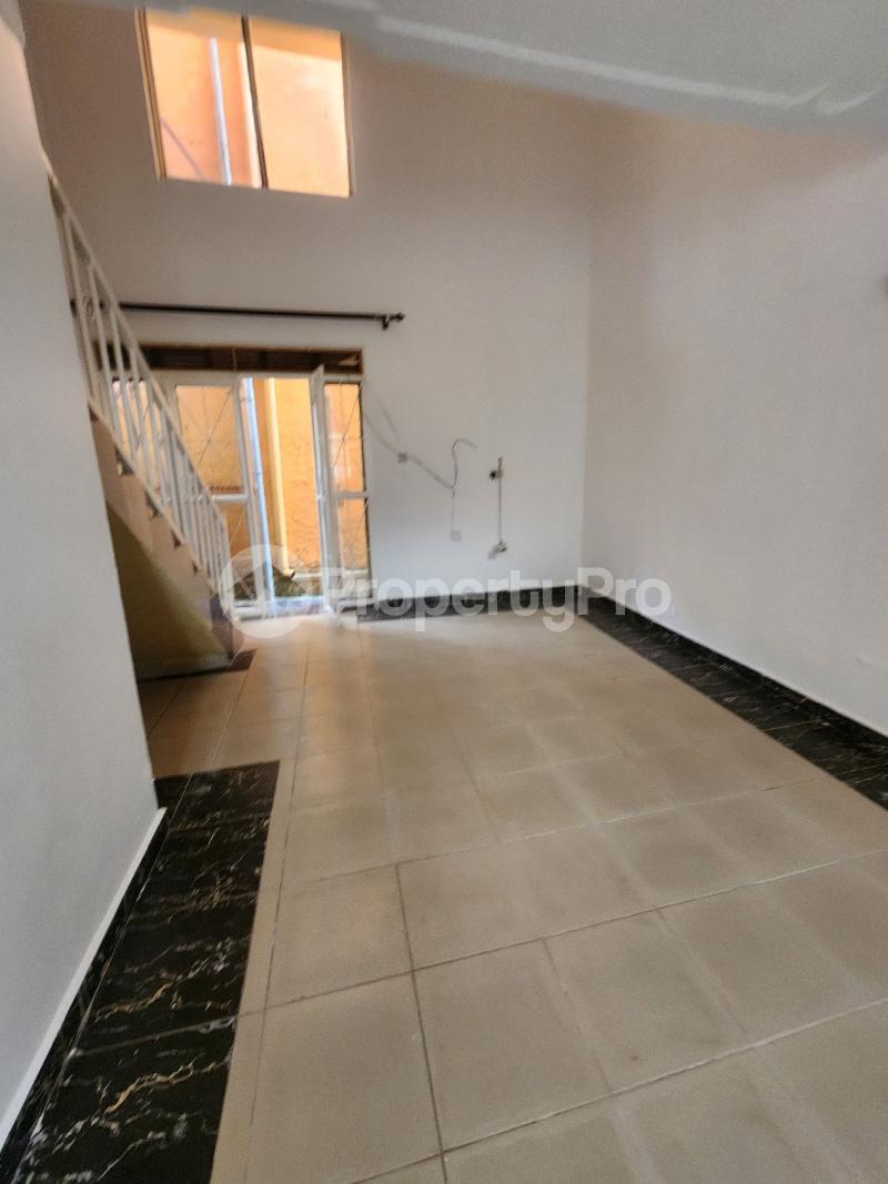 1 bedroom mini flat  Apartment for rent Kalungu road  Gabba Kampala Central - 4