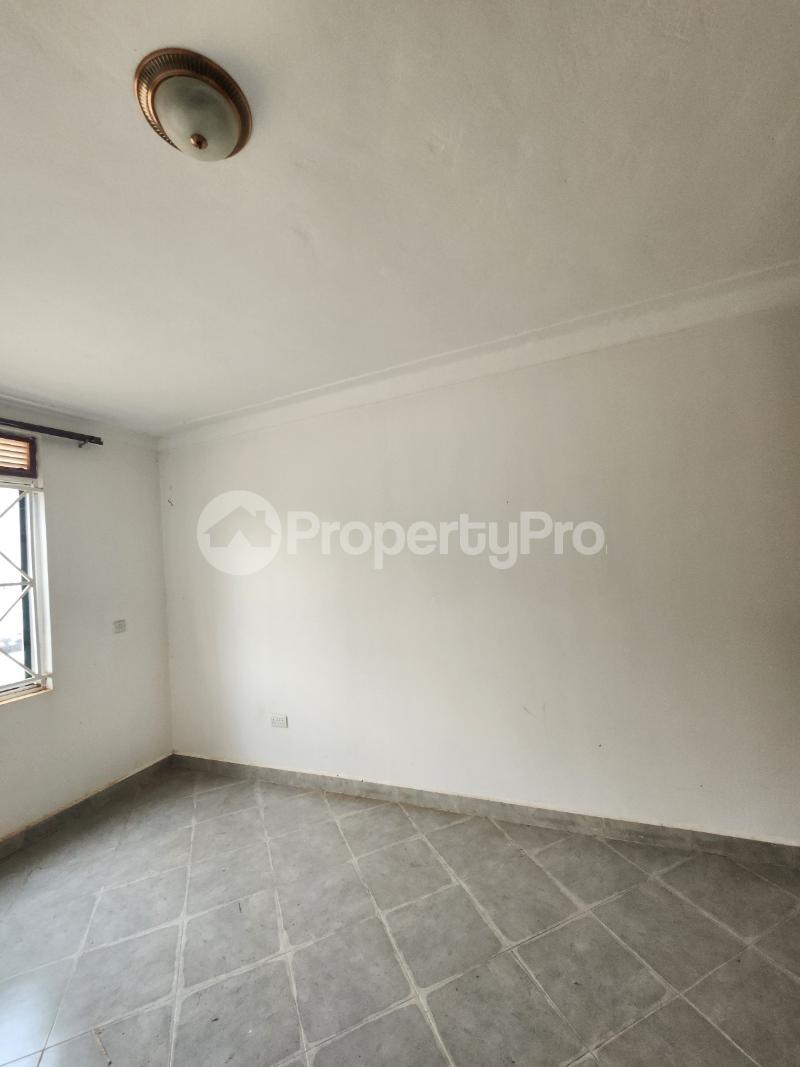 1 bedroom mini flat  Apartment for rent Kalungu road Gabba Kampala Central - 5