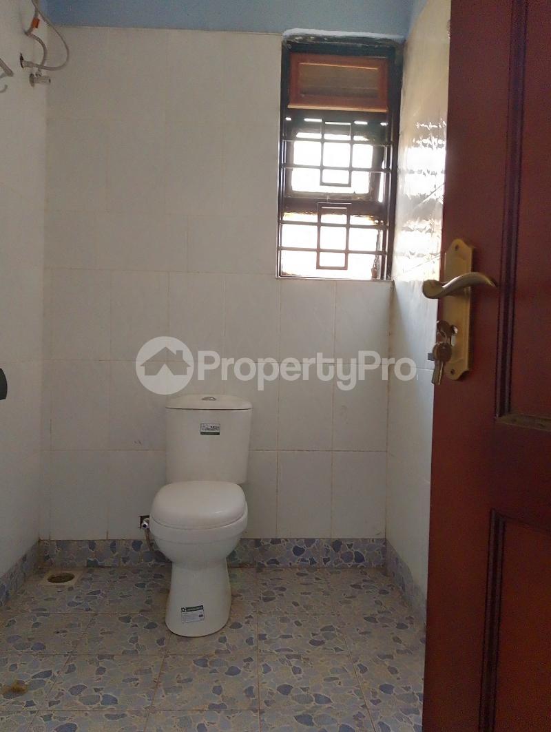 2 bedroom Apartment Block Apartment for rent buwaate road Wakiso Central - 1