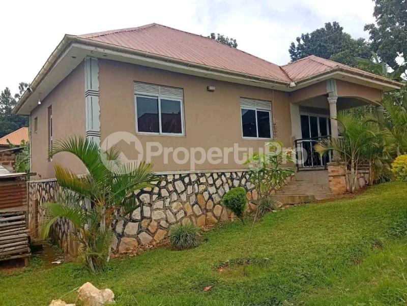 3 bedroom Villa for sale Kasangati buwambo Gayaza Wakiso Central - 3