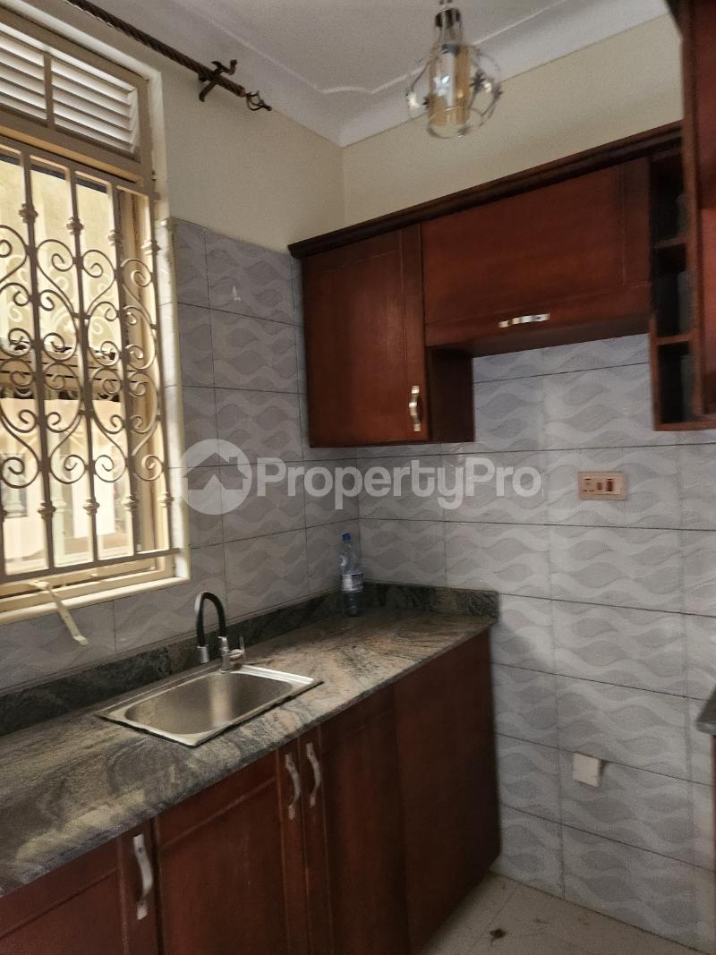 1 bedroom mini flat  Apartment for rent Lukuli road Makindye Kampala Central - 4