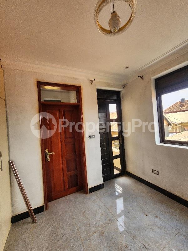 2 bedroom Apartment for rent Lukuli road Makindye Kampala Central - 3