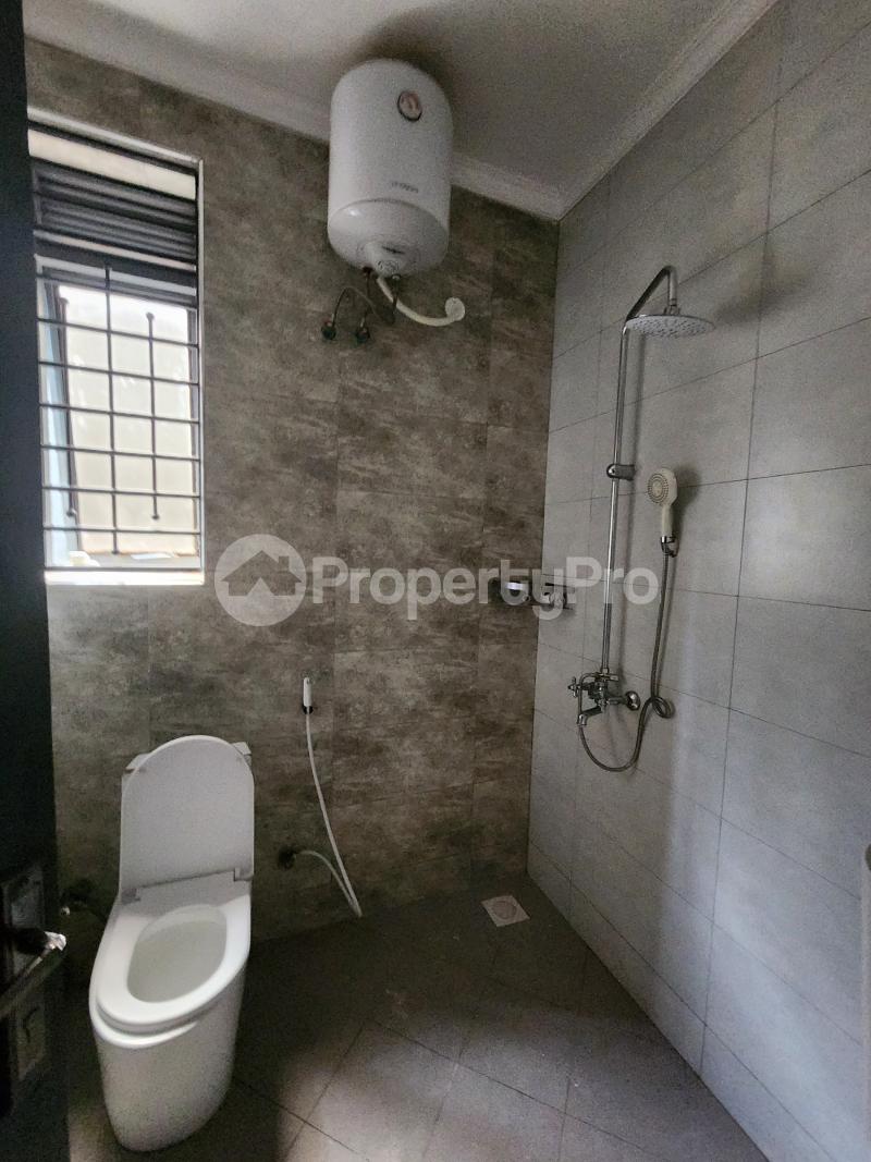 3 bedroom Apartment for rent Lukuli road Makindye Kampala Central - 1