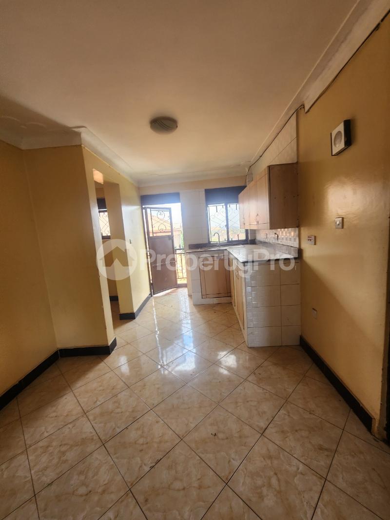 3 bedroom Apartment for rent Lukuli road Munyonyo Kampala Central - 3