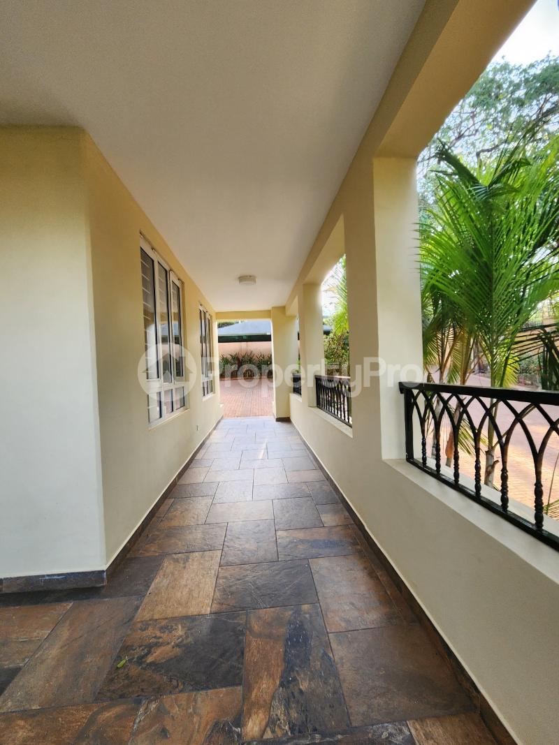 4 bedroom Villa for rent Lukuli road Munyonyo Kampala Central - 4