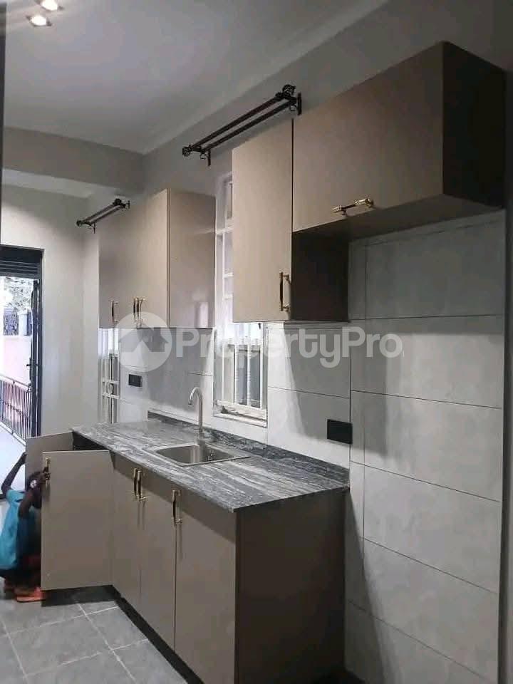 1 bedroom mini flat  Apartment Block Apartment for rent Buziga road  Kampala Central - 7