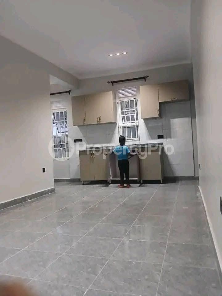 1 bedroom mini flat  Apartment Block Apartment for rent Buziga road  Kampala Central - 5