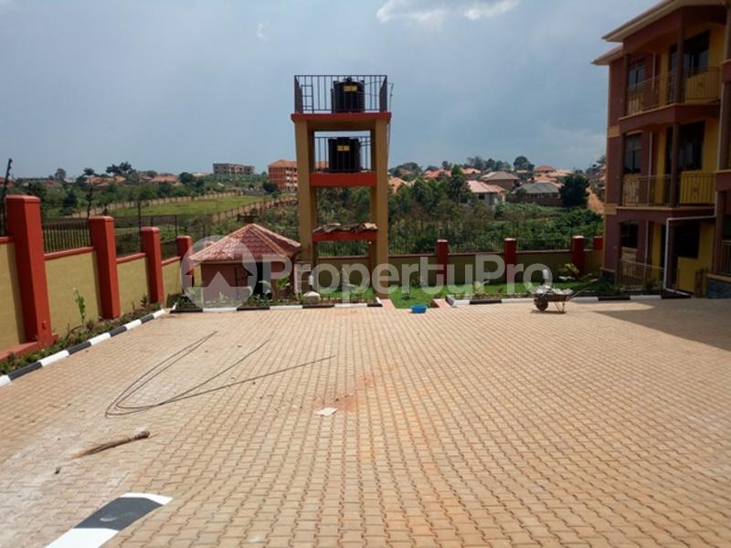 2 bedroom Apartment Block Apartment for rent Bweyogerere road Wakiso Central - 11