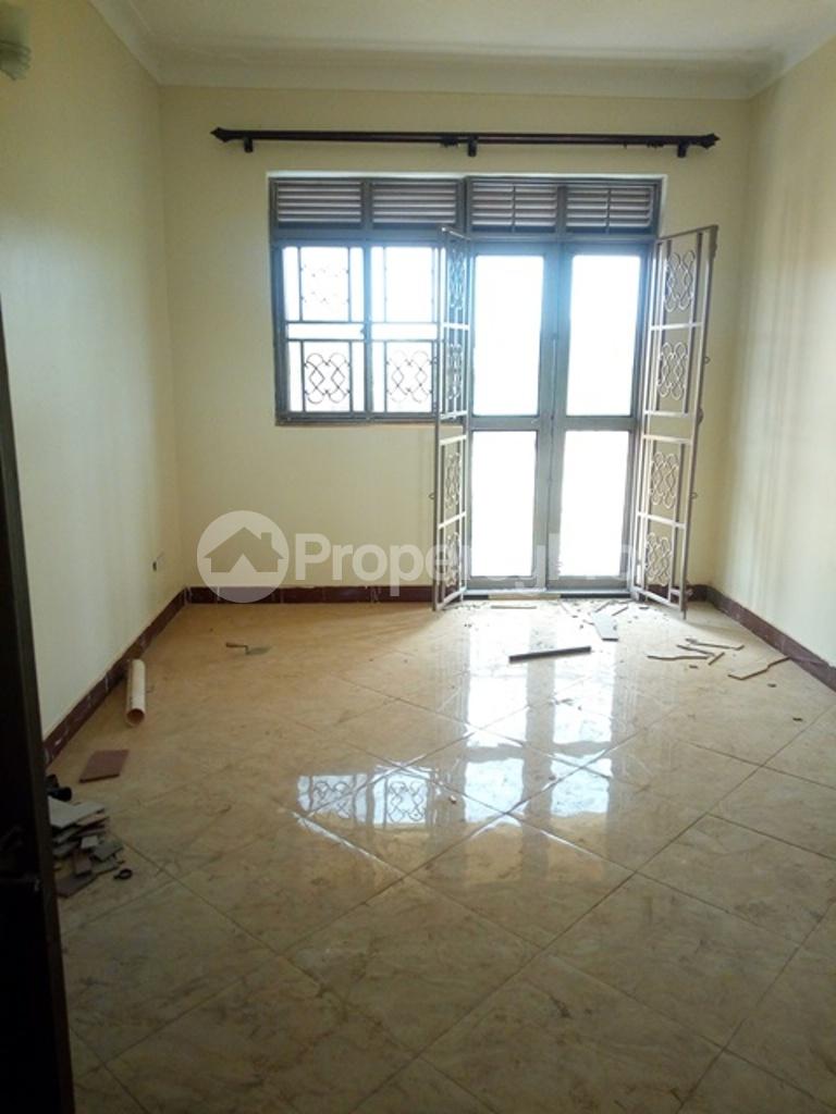 2 bedroom Apartment Block Apartment for rent Bweyogerere road Wakiso Central - 13