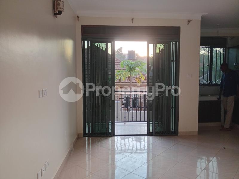 2 bedroom Apartment Block Apartment for rent Bweyogerere road Wakiso Central - 7