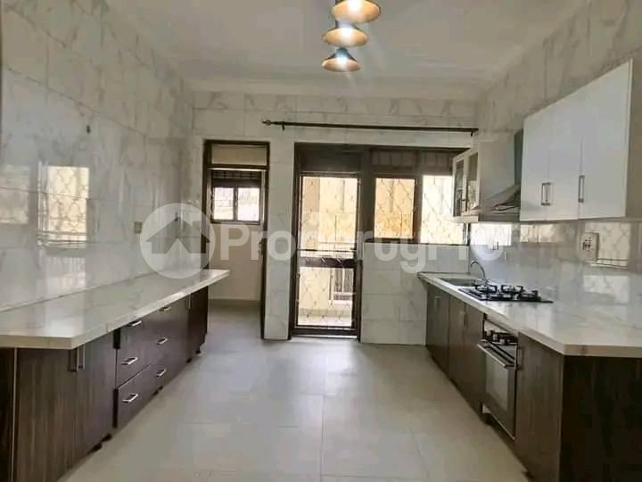 2 bedroom Apartment Block Apartment for rent bweyogerere road  Wakiso Central - 9