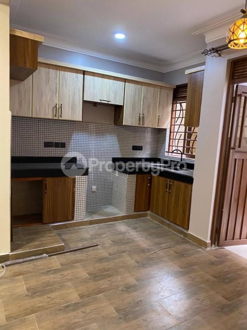 2 bedroom Apartment Block Apartment for rent Bweyogerere road Wakiso Central - 7