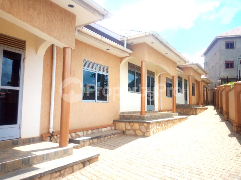2 bedroom Apartment Block Apartment for rent Bweyogerere road Wakiso Central - 3