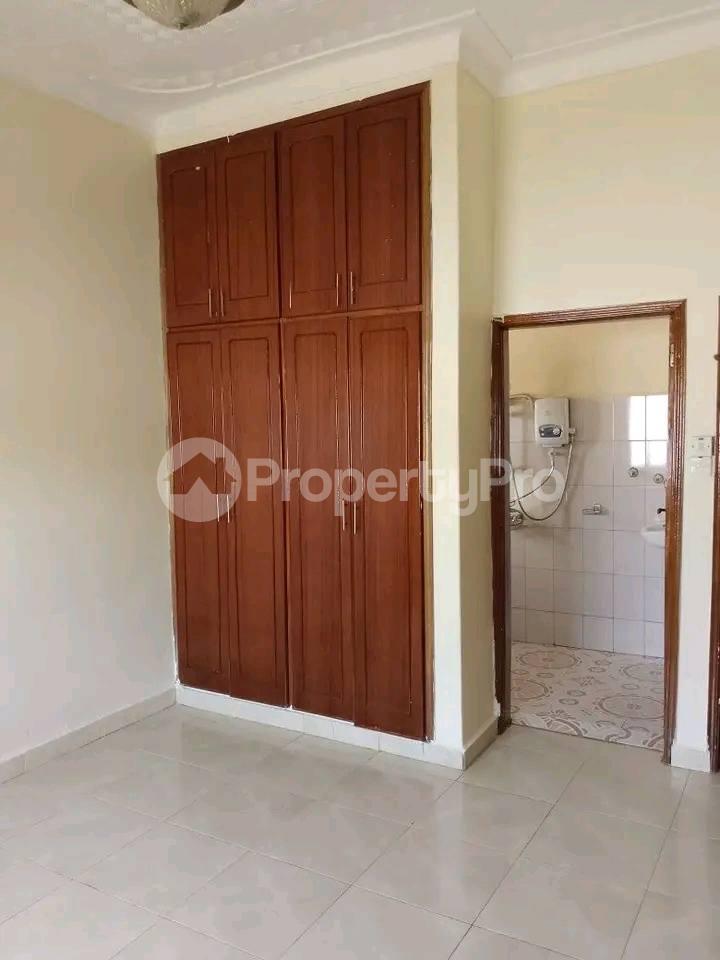 3 bedroom Bungalow Apartment for rent bweyogrere jinja road  Wakiso Central - 5