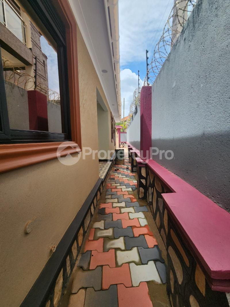 3 bedroom Villa for sale Kitende  Ssabagado-Makindye Wakiso Central - 1