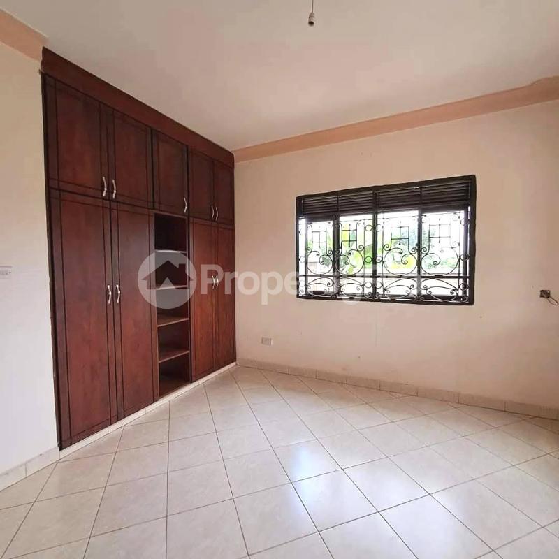 1 bedroom mini flat  Bungalow Apartment for rent bweyogerere road Wakiso Central - 2