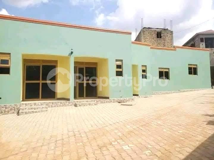 1 bedroom mini flat  Bungalow Apartment for rent bweyogerere road Wakiso Central - 1