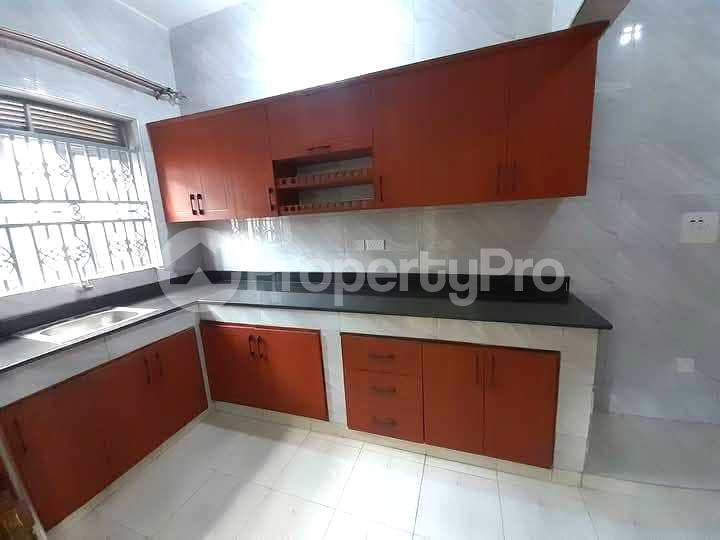 1 bedroom mini flat  Bungalow Apartment for rent bweyogerere road Wakiso Central - 5