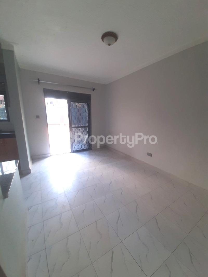 1 bedroom mini flat  Bungalow Apartment for rent namugongo road Wakiso Central - 6