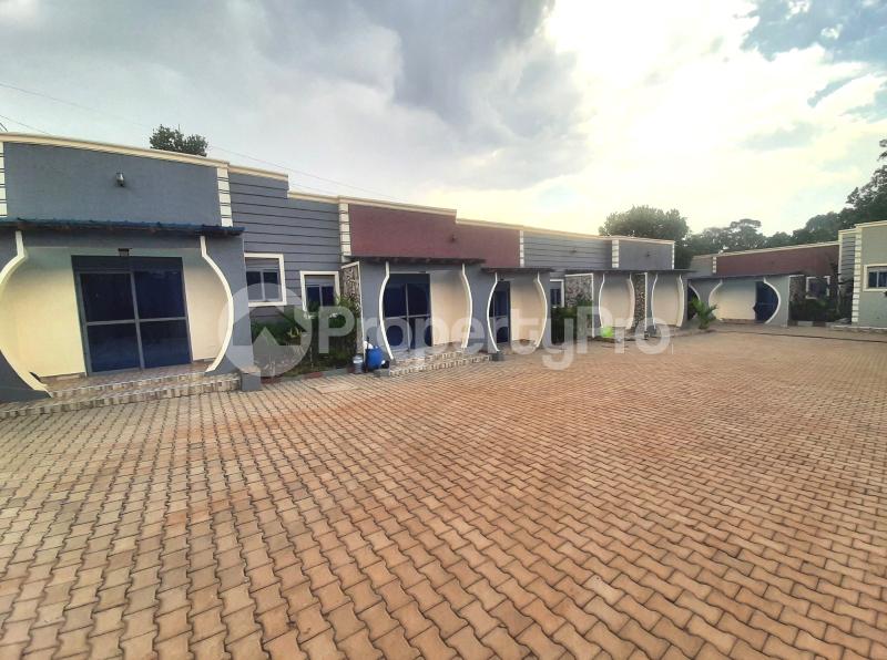 1 bedroom mini flat  Bungalow Apartment for rent namugongo road Wakiso Central - 9