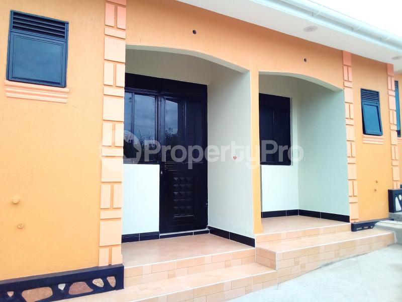 1 bedroom mini flat  Bungalow Apartment for rent gayaza road Gayaza Wakiso Central - 5