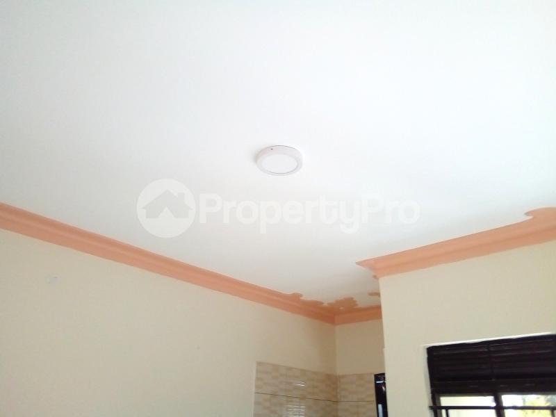 1 bedroom mini flat  Bungalow Apartment for rent gayaza road Gayaza Wakiso Central - 4