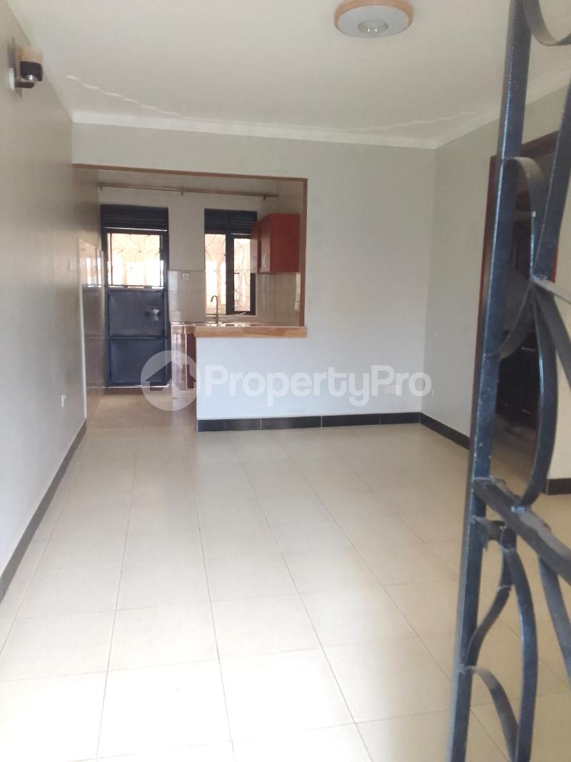 1 bedroom mini flat  Bungalow Apartment for rent naalya road Wakiso Central - 8