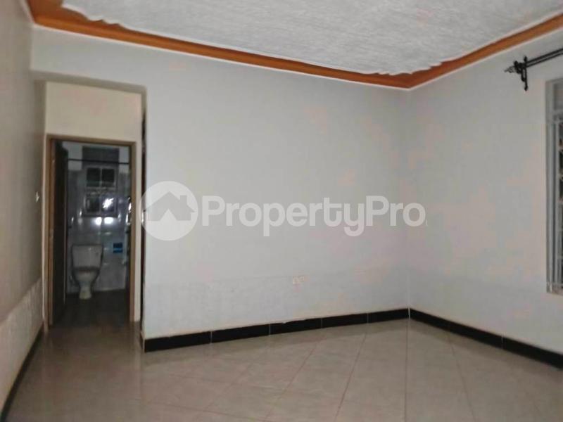 1 bedroom mini flat  Bungalow Apartment for rent namugongo road Wakiso Central - 2
