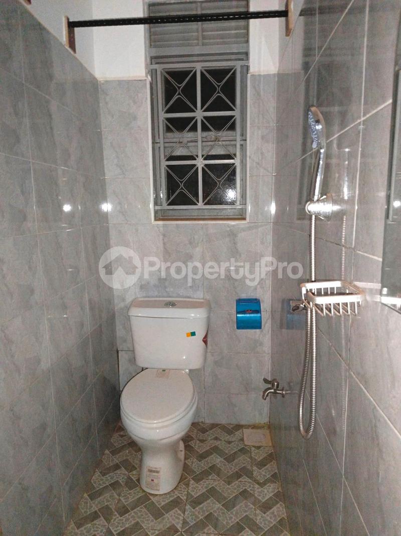 1 bedroom mini flat  Bungalow Apartment for rent namugongo road Wakiso Central - 4