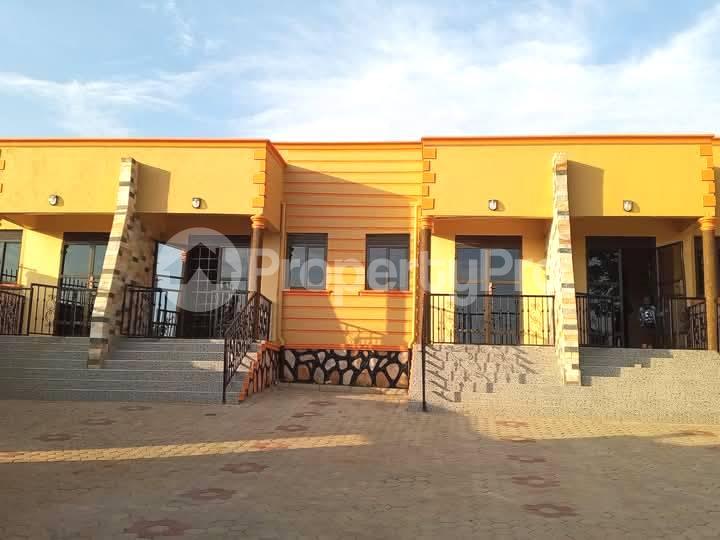 1 bedroom mini flat  Bungalow Apartment for rent namugongo road Wakiso Central - 7