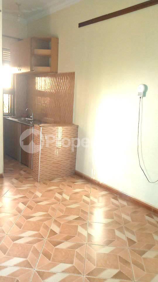 1 bedroom mini flat  Bungalow Apartment for rent gayaza road Gayaza Wakiso Central - 6