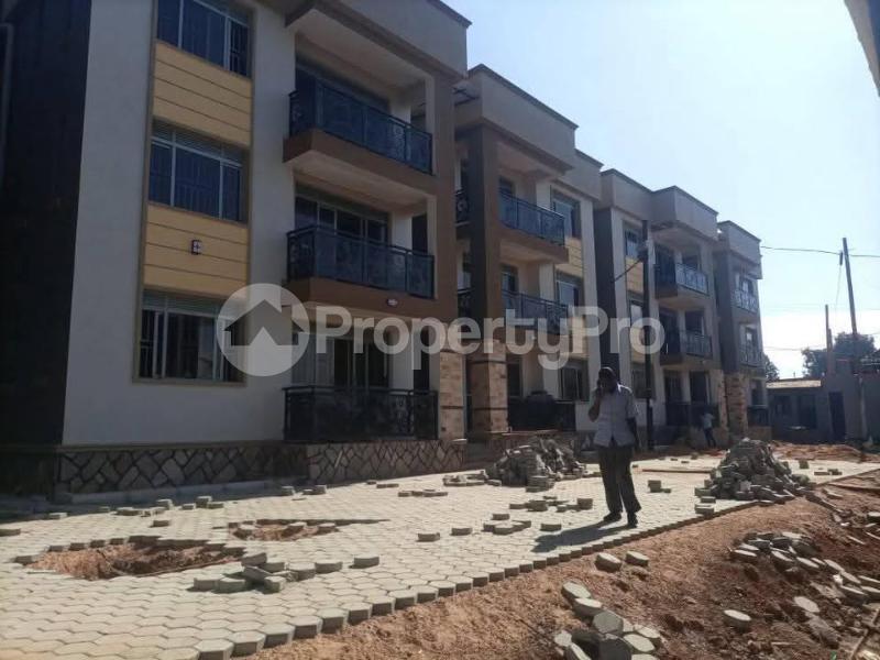 2 bedroom Apartment Block Apartment for rent Bweyogerere road Wakiso Central - 4