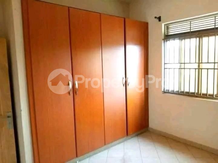2 bedroom Apartment Block Apartment for rent buwaate road Kampala Central - 8