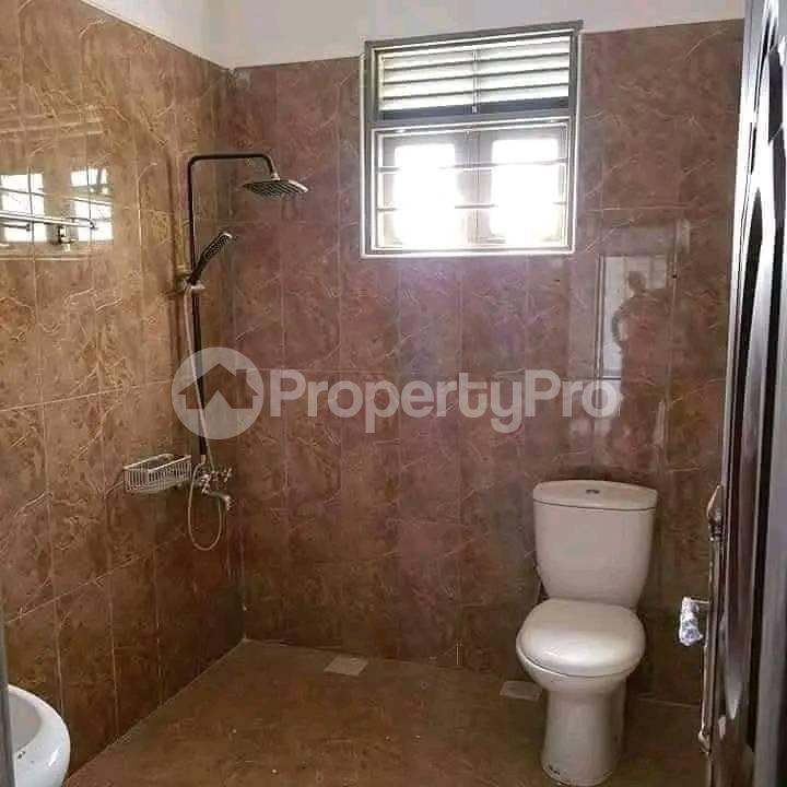 2 bedroom Apartment Block Apartment for rent buwaate road Kampala Central - 5