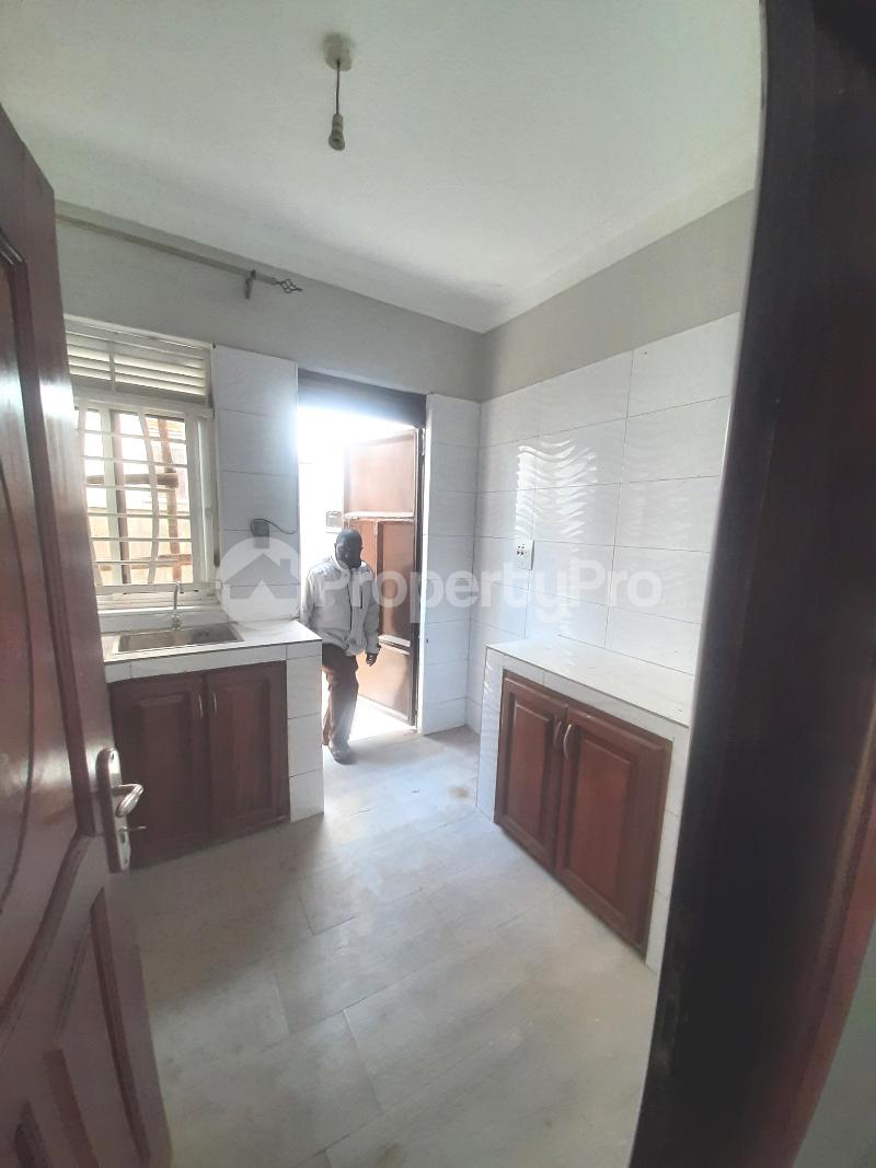 2 bedroom Bungalow Apartment for rent kira road Kira Wakiso Central - 4