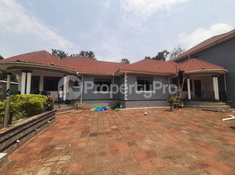 2 bedroom Bungalow Apartment for rent kisaasi road Kampala Central - 5