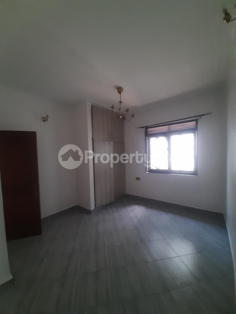 2 bedroom Bungalow Apartment for rent kisaasi road Kampala Central - 9