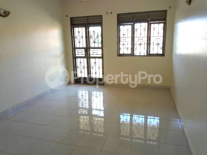 2 bedroom Apartment Block Apartment for rent namugongo road Wakiso Central - 7