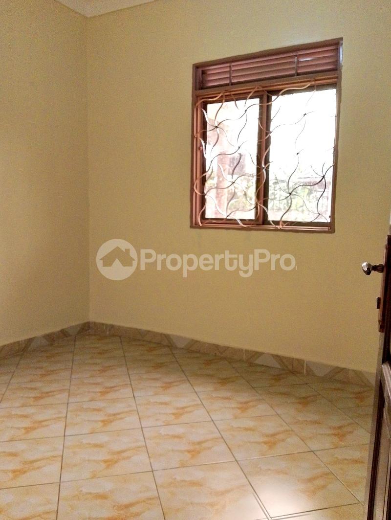 2 bedroom Bungalow Apartment for rent seeta road Mukono Central - 5