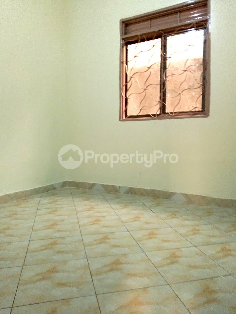 2 bedroom Bungalow Apartment for rent seeta road Mukono Central - 7