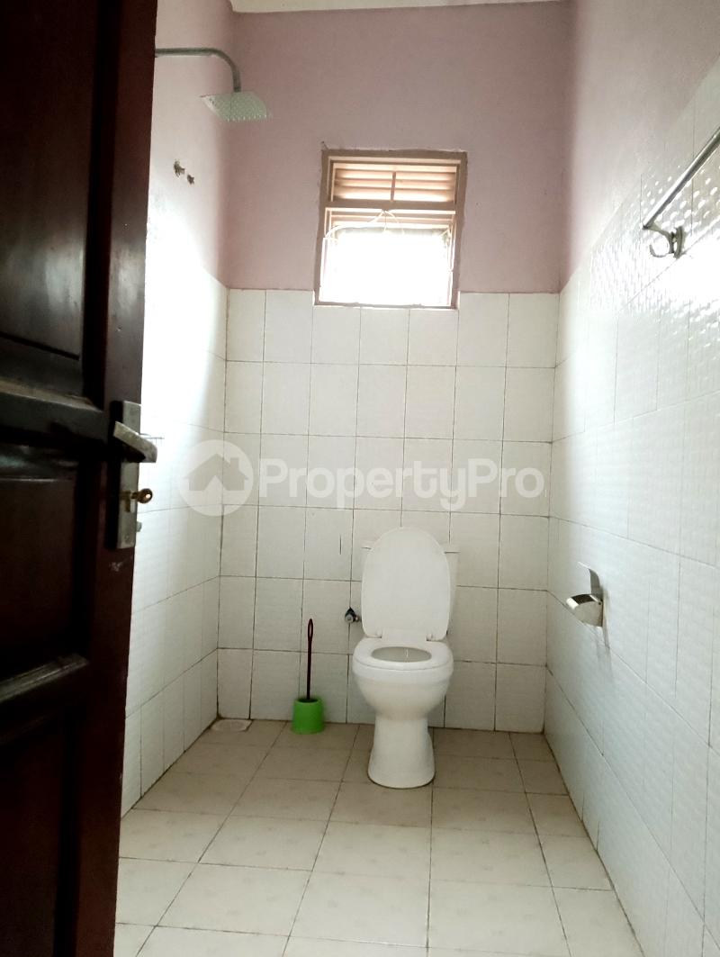 2 bedroom Bungalow Apartment for rent seeta road Mukono Central - 3